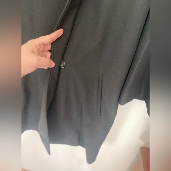 Zara 3/4 sleeve black asymmetrical front jacket size medium - Picture 15 of 16